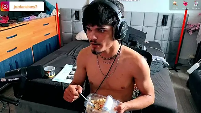 JordanShow Live XXX Chat