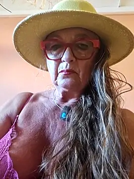 Hot-Muci live XXX chat