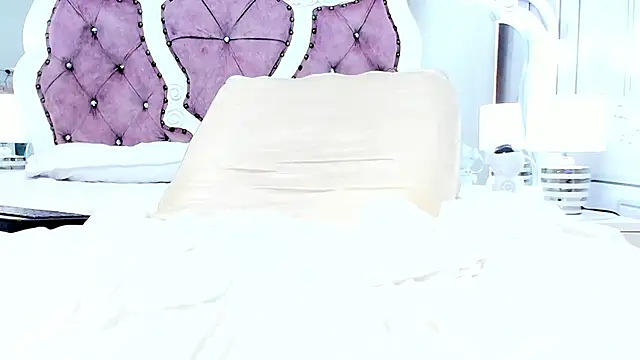 Aura_sander4u 即時 XXX 聊天