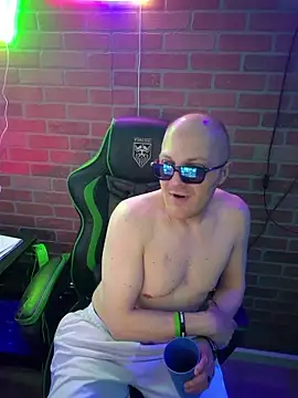 chronic_vibez's Live XXX Chat