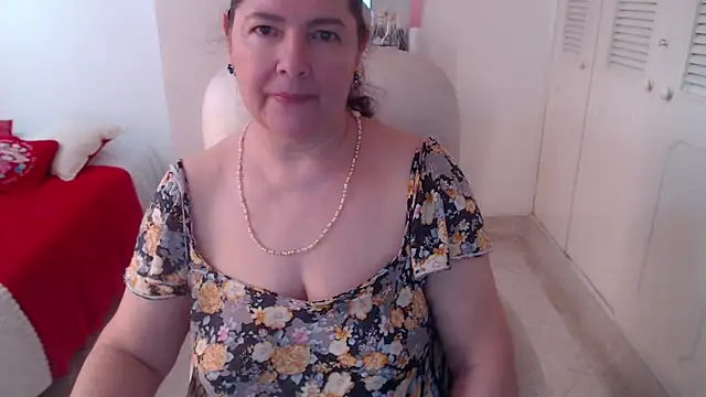 leonela_69 Chat XXX live