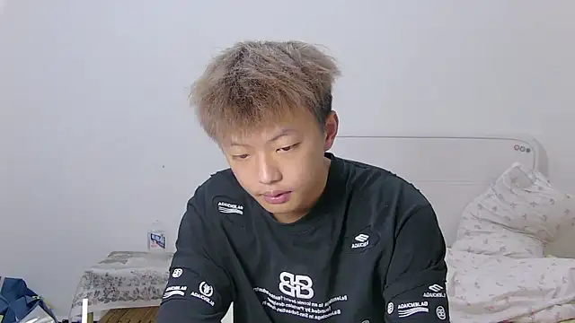 Chocolates-001 live XXX chat