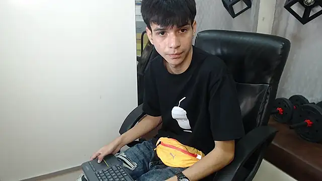 Chat XXX en directo de maxim_rod