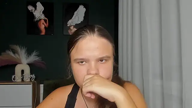 Chat XXX en directo de AdeleCruz