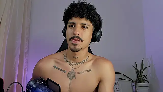 Lukeetaylor's Live XXX Chat