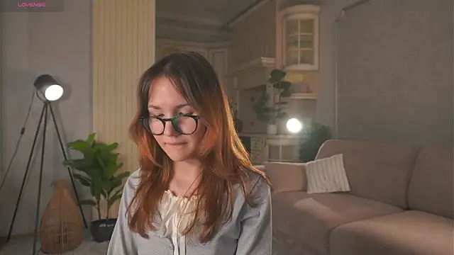 FrediaPfeiff's Live XXX Chat