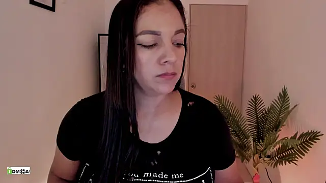 Chatroom XXX en direct de urcute_kitten
