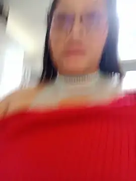 Chatroom XXX en direct de SelennaCooper