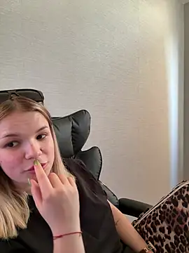 KimEvanss' Live XXX Chat