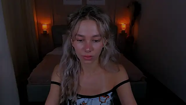 LuluAlis live XXX chat