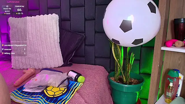 EllenaBoobs_ – Naživo XXX chat