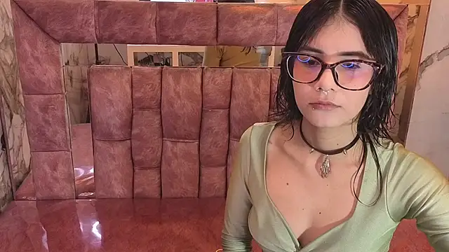 Chat XXX ao vivo de Victorycat_v