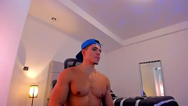 chris_morgan7's Webcam Show