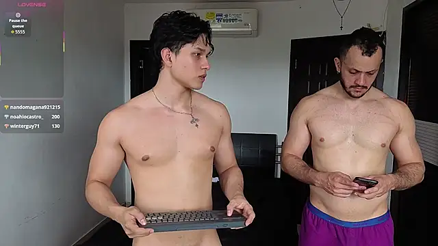 Chatroom XXX en direct de TeddyBear_07