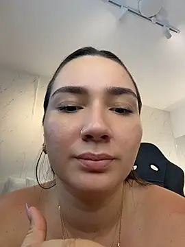 ava_blue Adlı Modelin Canlı XXX Sohbeti