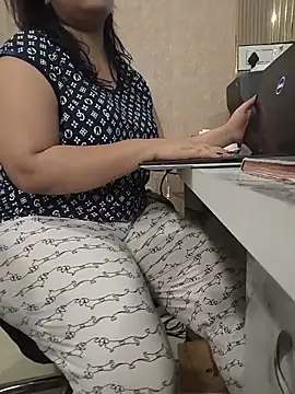 BuxomCutien Live XXX chat