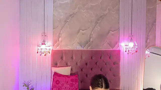 Gabby-Sweet Adlı Modelin Canlı XXX Sohbeti