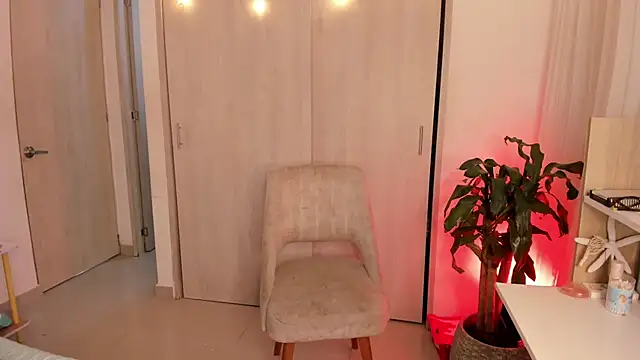 Melina_Ferrer1 即時 XXX 聊天