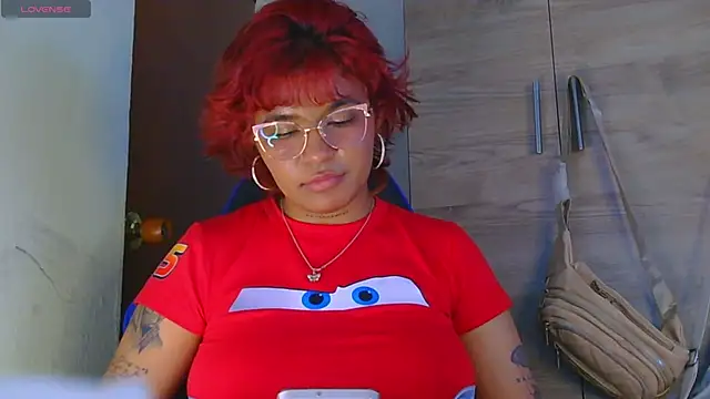 Chatroom XXX en direct de alessia_temptation