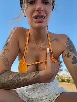 Betsy Live XXX Chat