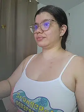 Danzel1105 Adlı Modelin Canlı XXX Sohbeti