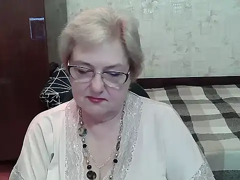 Renata62011 XXX чат на живо