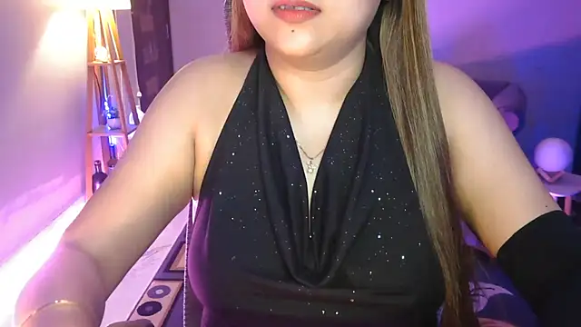 Mitikaa Adlı Modelin Canlı XXX Sohbeti