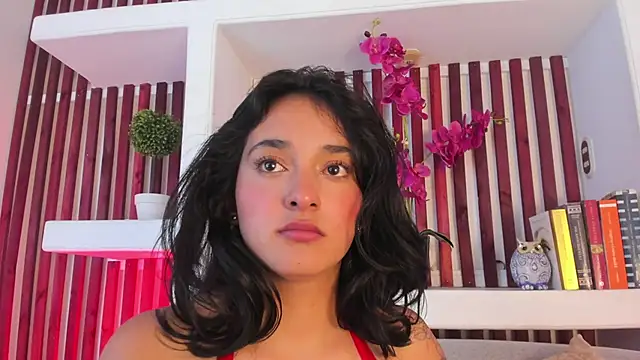 Kaorusweet Adlı Modelin Canlı XXX Sohbeti