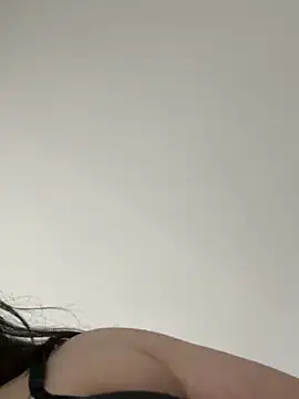 Muslim_Farida Adlı Modelin Canlı XXX Sohbeti