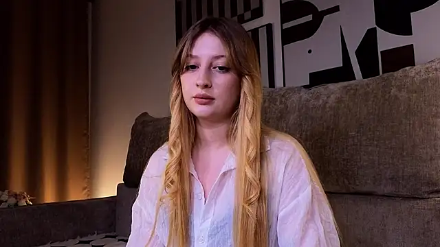 khalisea Adlı Modelin Canlı XXX Sohbeti