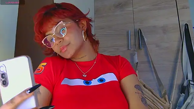 Chatroom XXX en direct de alessia_temptation