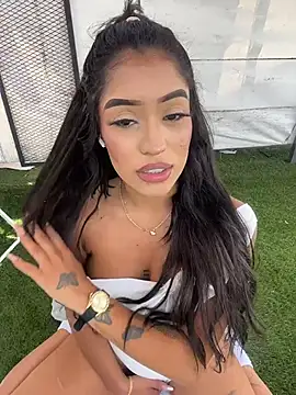 MystiqueXXX – Live XXX-chat
