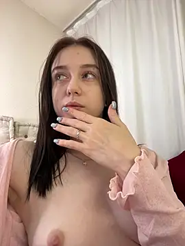 MiraXS Live XXX Chat