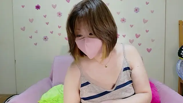 nana_desu Adlı Modelin Canlı XXX Sohbeti