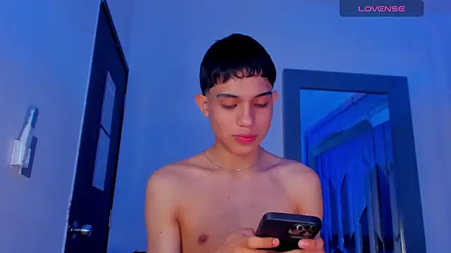 Sebax_Youngn Live XXX chat