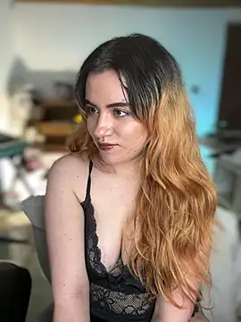 Sembang XXX Secara Langsung NikkiNix