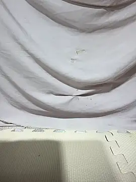 Jenny_Milk 即時 XXX 聊天