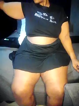 CURVEYDOLLXX's Live XXX Chat
