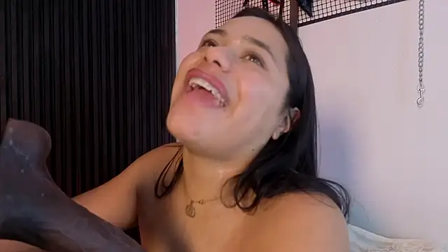 Chat +18 de Issafoxx ao vivo