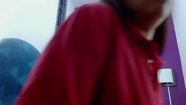 Chat +18 de Lizeth_Bels ao vivo