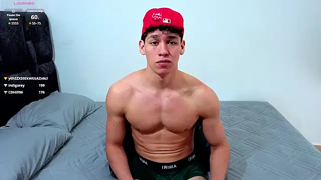 Luke_Muscle 即時 XXX 聊天