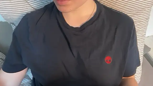 Lucyschickt Chat XXX live