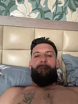 Michel_huge Live XXX-Chat
