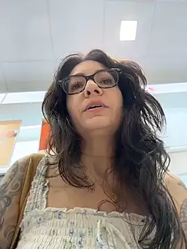 XXX chat uživo modela BeautifulMesss