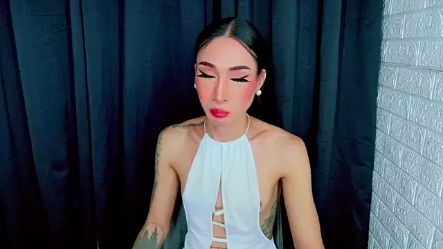 Transmedusaxxx Webcam Show