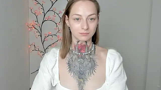 Esmi_Winter's Live XXX Chat