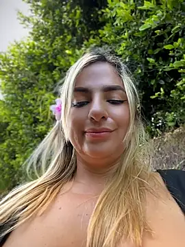Chat XXX en directo de sammyqueenx21