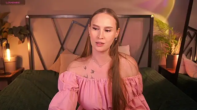 ViMilkan Live XXX chat