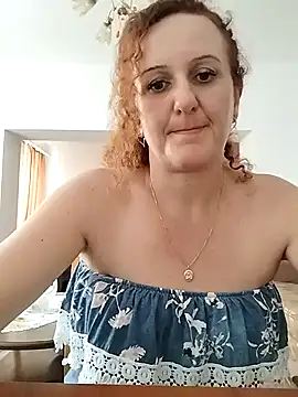 KarinaFlower99 Adlı Modelin Canlı XXX Sohbeti