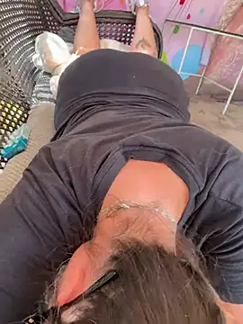 แชท XXX สดของ tWerKinGirl36